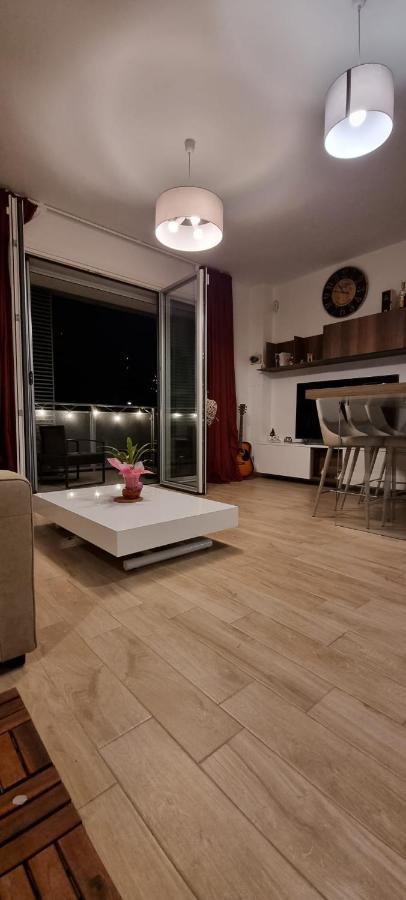La Maison De Florina Milão Exterior foto